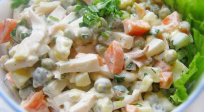 Нежный салат с кальмарами для праздничного стола